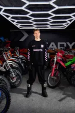 Купить Лонгслив ФК 10 x Winline Скорость черный Лонгслив ФК 10 x Winline Скорость черный