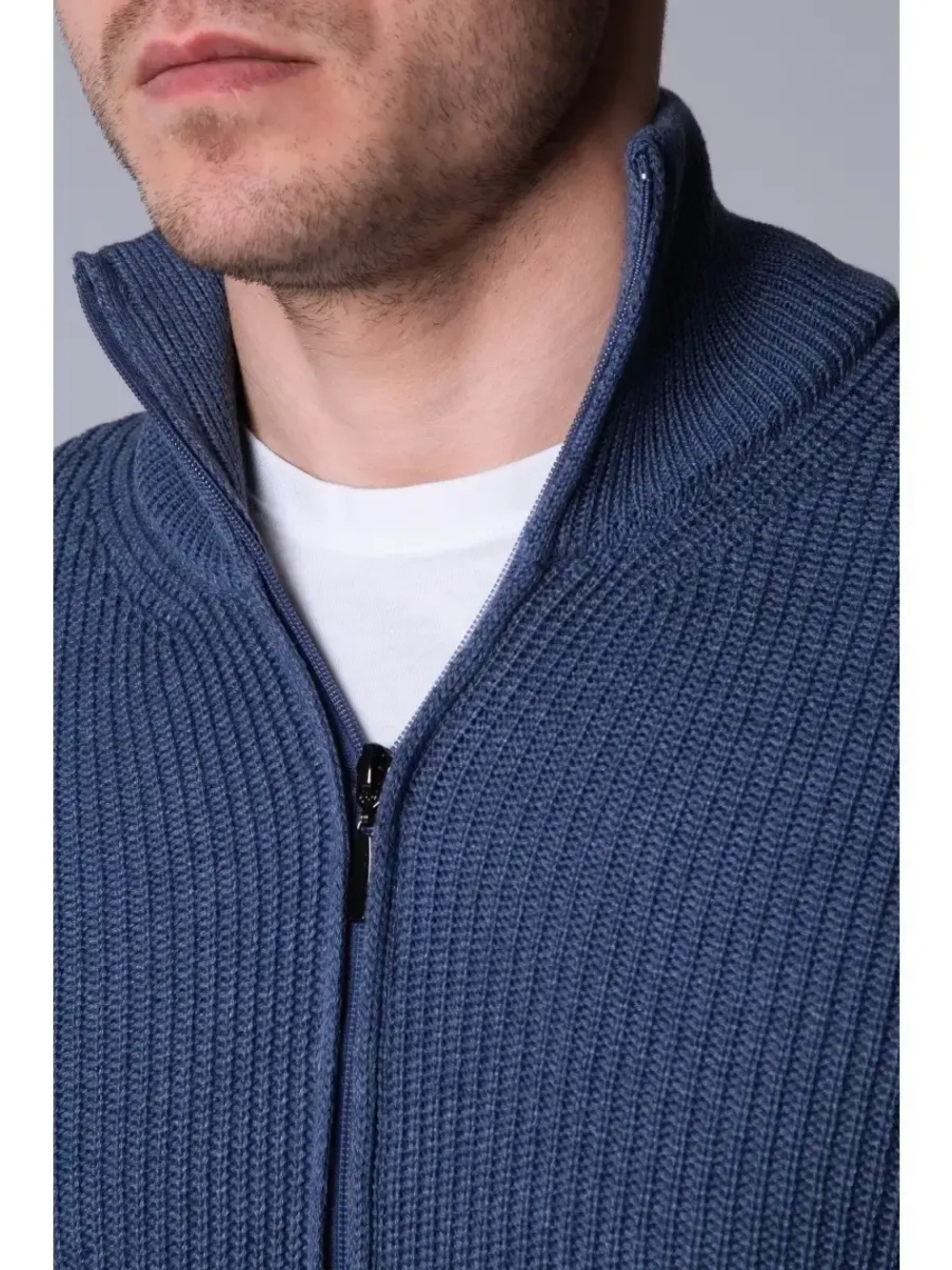 Кардиган на молнии