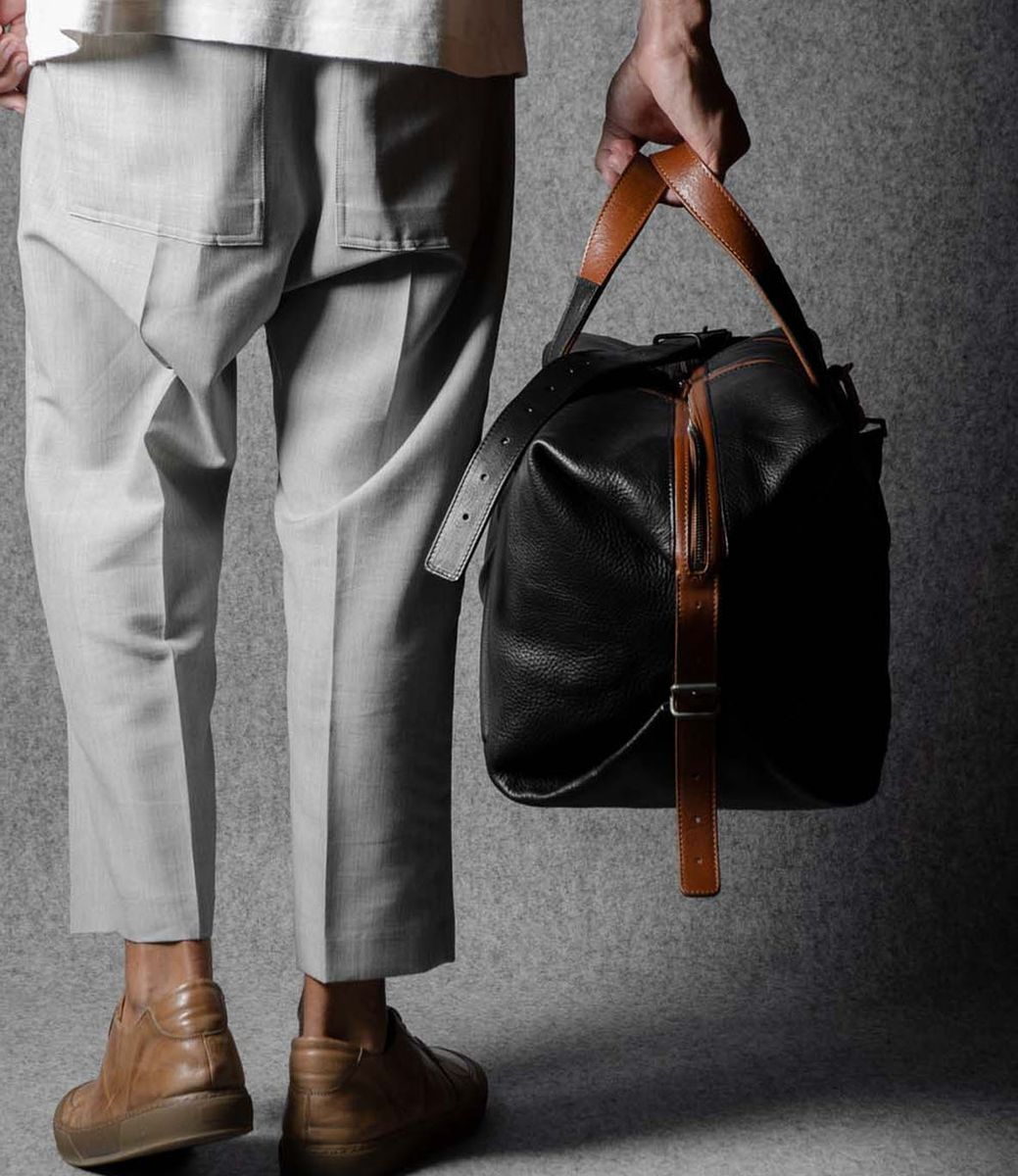 Hard Graft Layover Holdall Coal — дорожная сумка из кожи