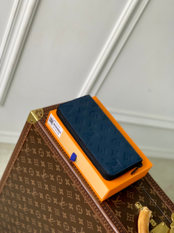 Louis Vuitton Zippy Wallet Horizontal