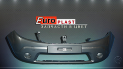 Передние бампера в цвет Renault Sandero 2009-2014 серебристый бампер