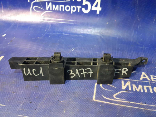 Крепление бампера переднее правое Honda INSPIRE 2003-2007