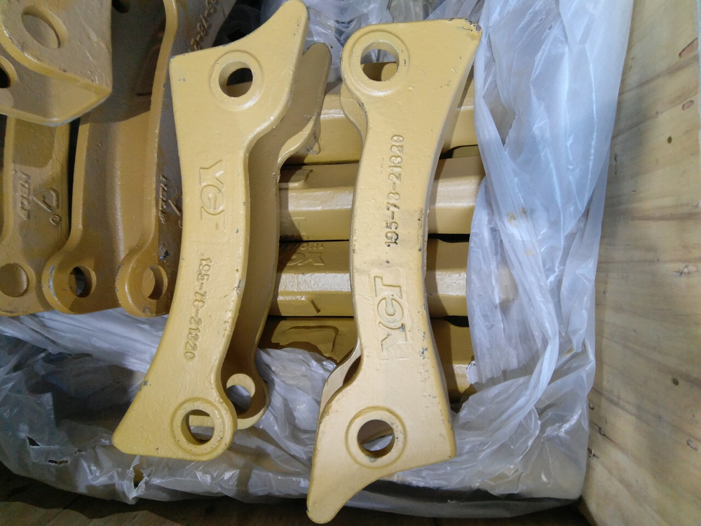 Защита стойки рыхлителя 195-78-21320 Komatsu D155A