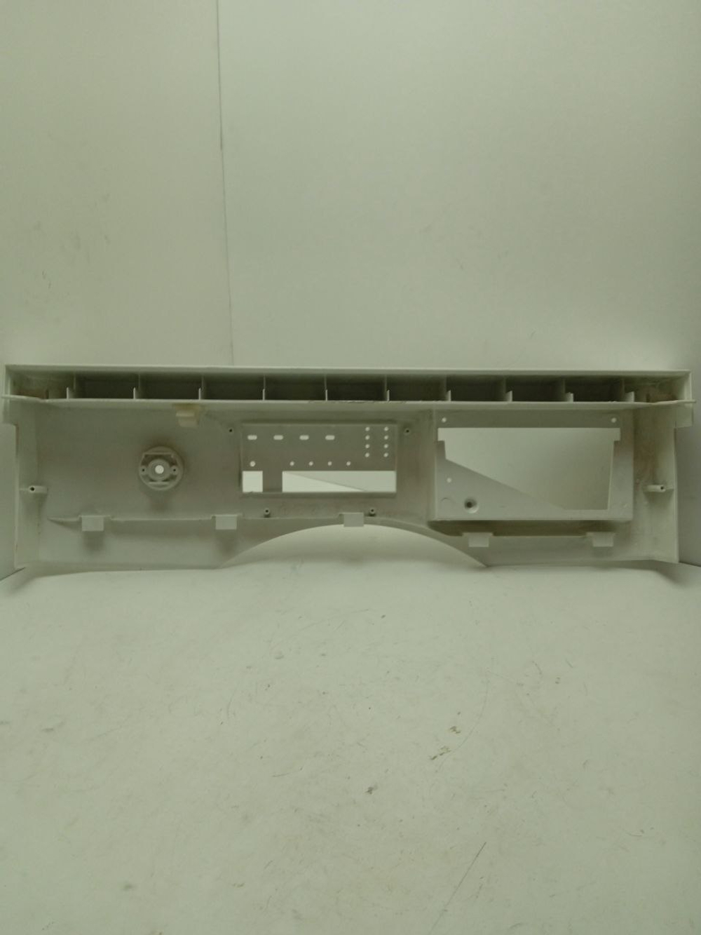 ZWS2101 кт9 Передняя панель для стиральной машины Electrolux Zanussi 110508500 б/у