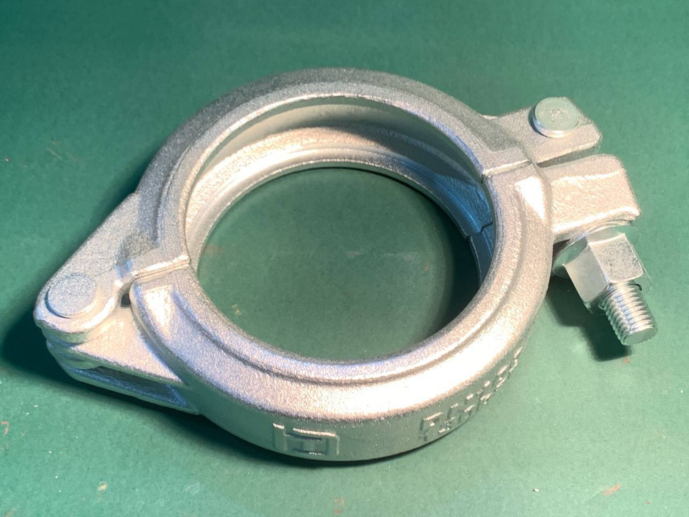 Хомут бетоновода DN100 (127 мм) болтовой (серебро)