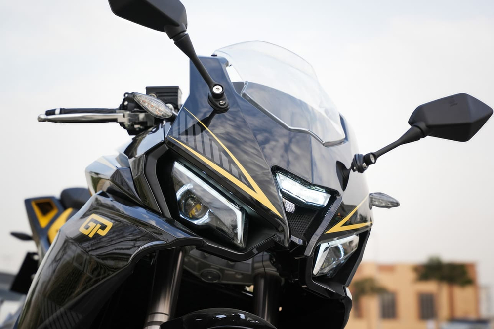 Мотоцикл SHARMAX GP501