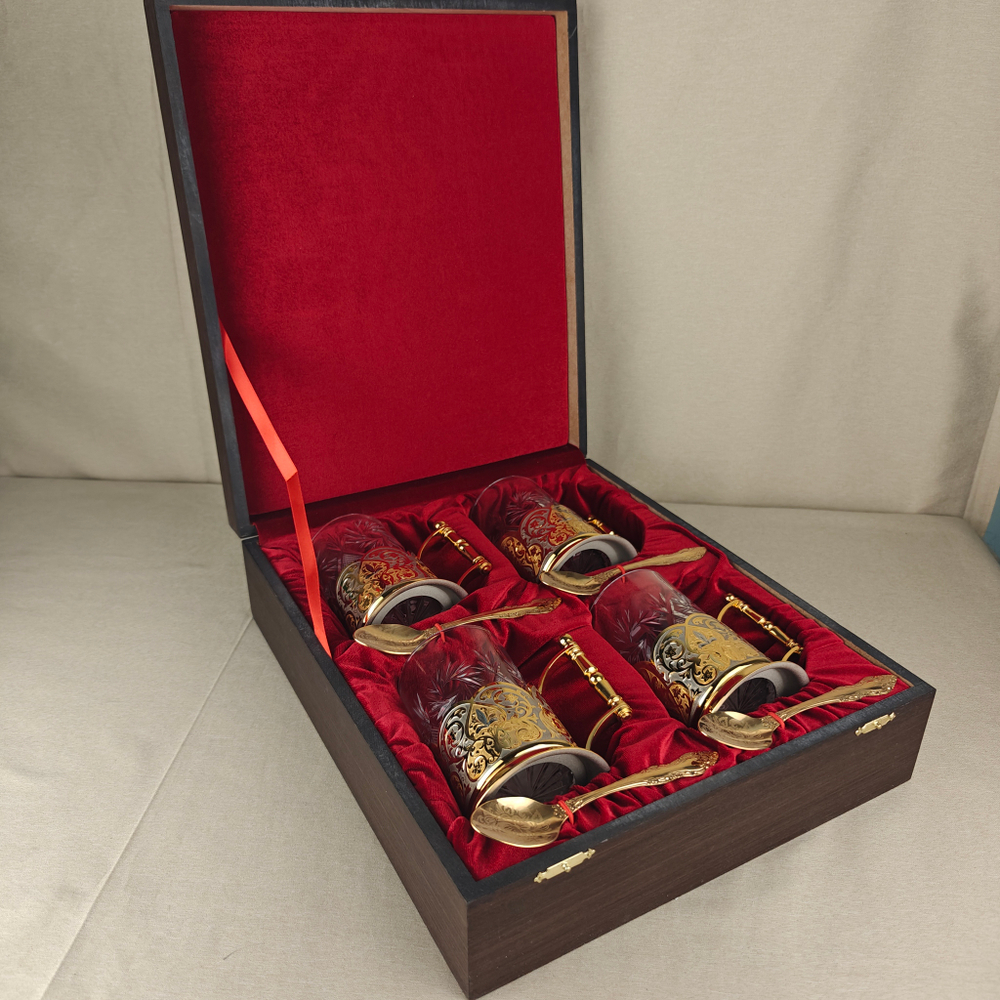 Чайный набор на 4 персоны "Эксклюзив"