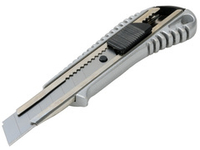 Малярный нож металлический 18 мм.