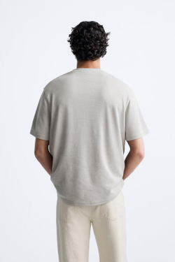 ZARA ФУТБОЛКА ИЗ РЕЛЬЕФНОЙ ТКАНИ, СВЕТЛО-СЕРЫЙ