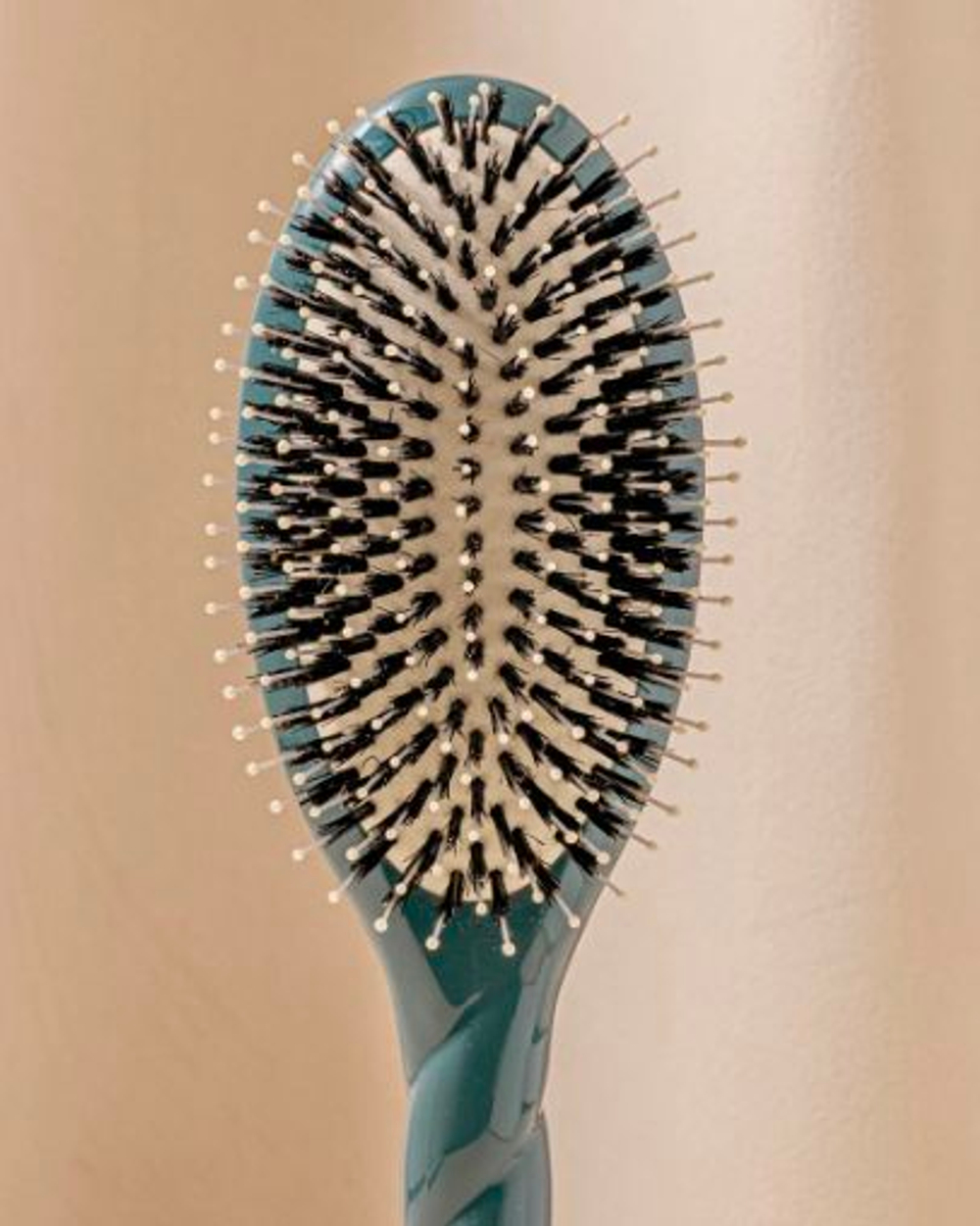 La Bonne Brosse Массажная расческа для волос N 03 Essential Sensitive Scalp Brush - Creamy White