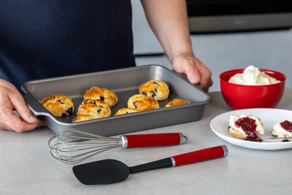 KitchenAid Набор лопатка + венчик Empire Red