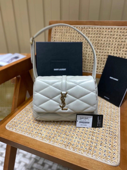 Сумка Yves Saint Laurent