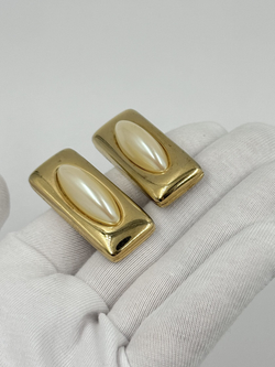 Клипсы прямоугольные с «жемчугом» Givenchy