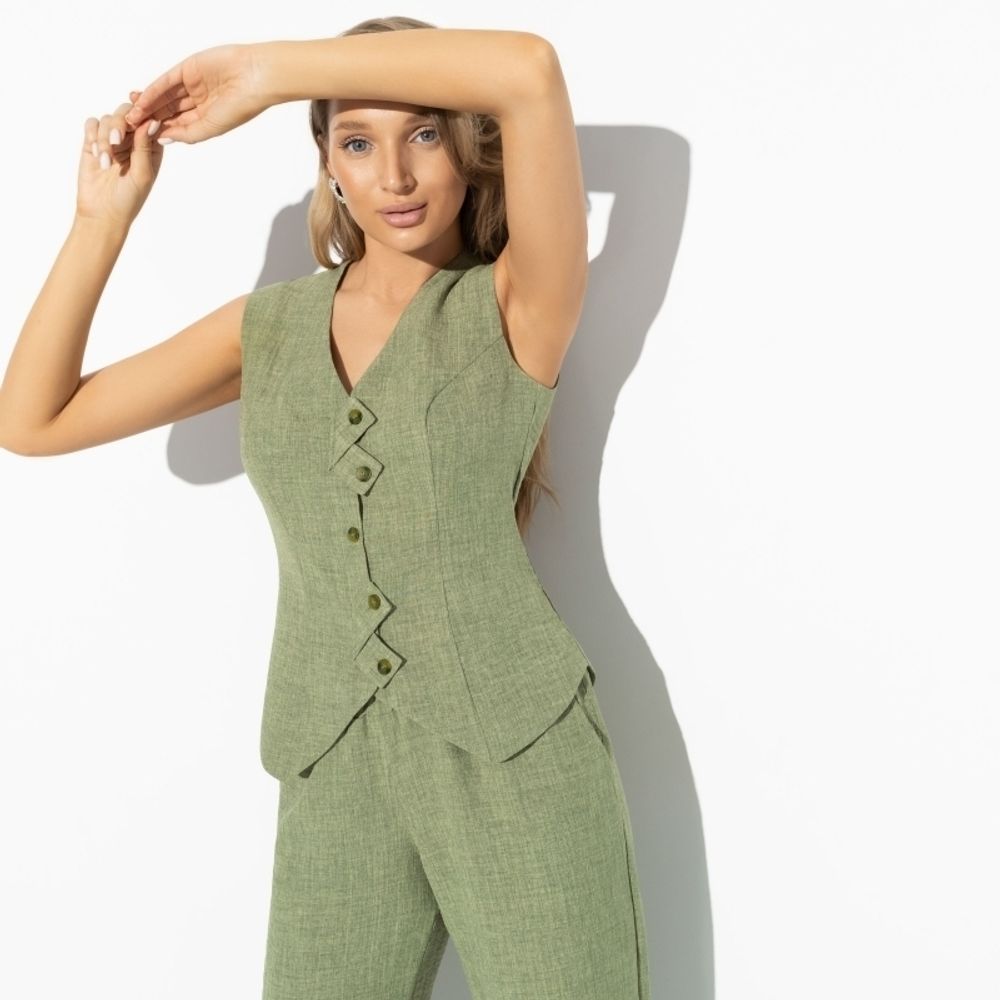 Жилет Стильная львица (green) Charutti (Акция)