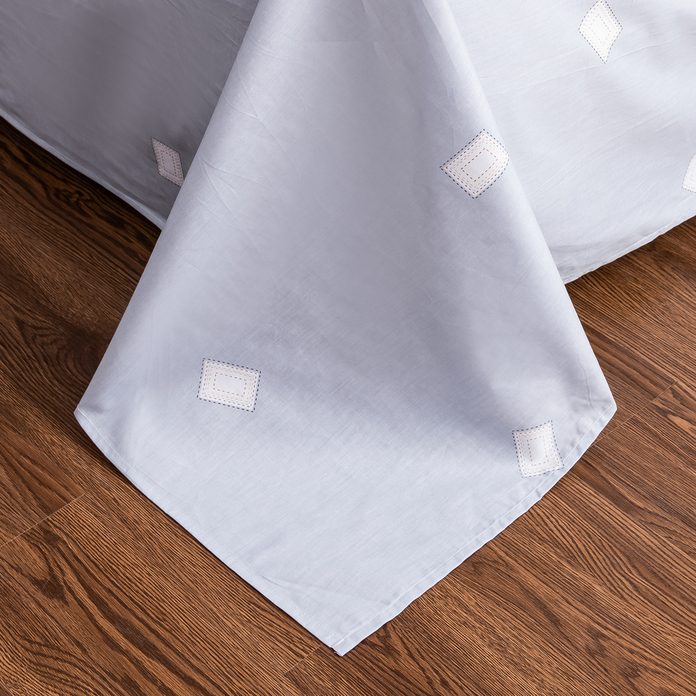 Комплект постельного белья Люкс Сатин 100% хлопок на резинке AR311