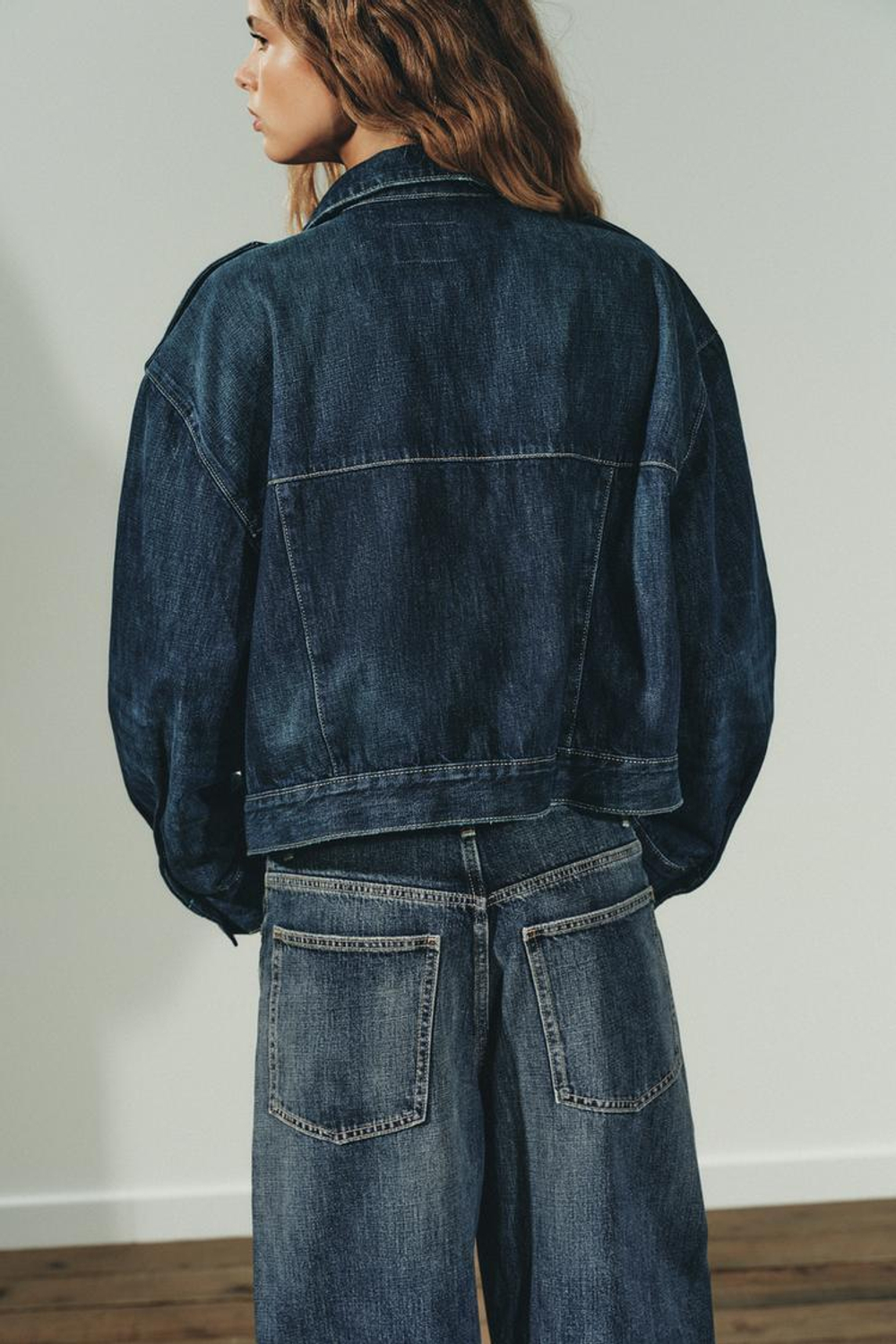 ZARA ДЖИНСОВАЯ КУРТКА TRF С ХЛЯСТИКАМИ, МОРСКОЙ СИНИЙ