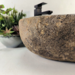 Раковина из речного камня RS-65259 48*45*15 0862