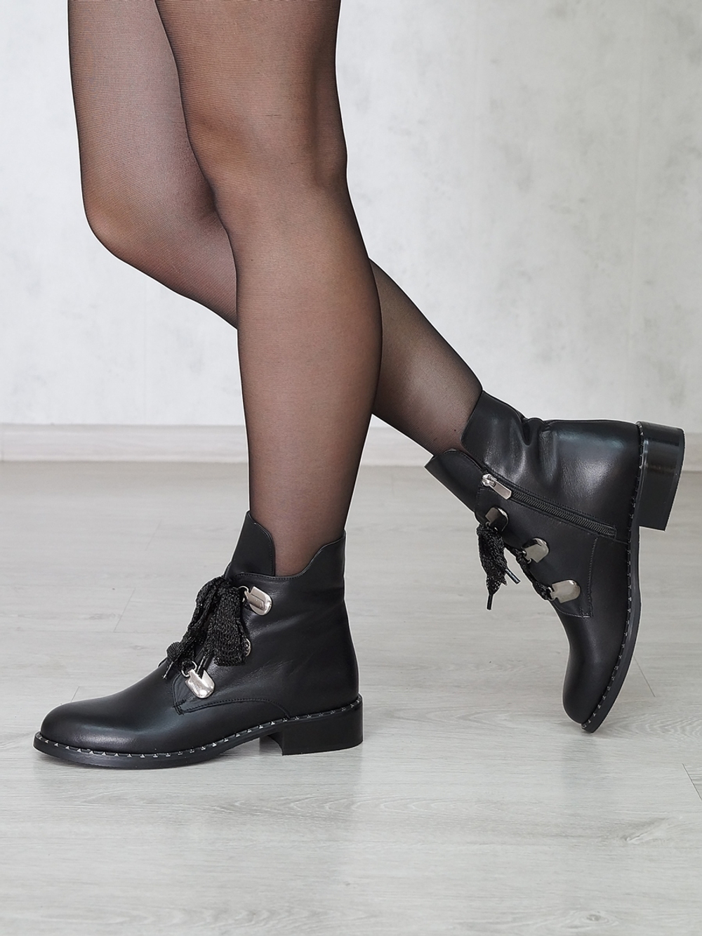 Ботинки женские MARCO MODA 670-2