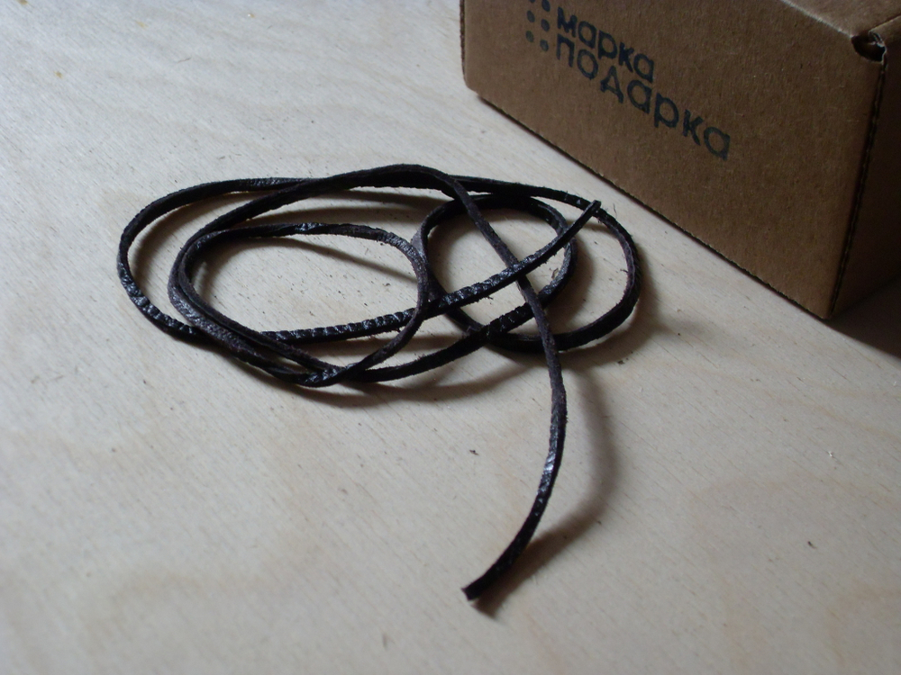 Шнурок кожаный 2-3 мм для кулонов 88 см из натуральной кожи