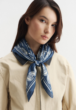 Платок женский PATRIZIA PEPE