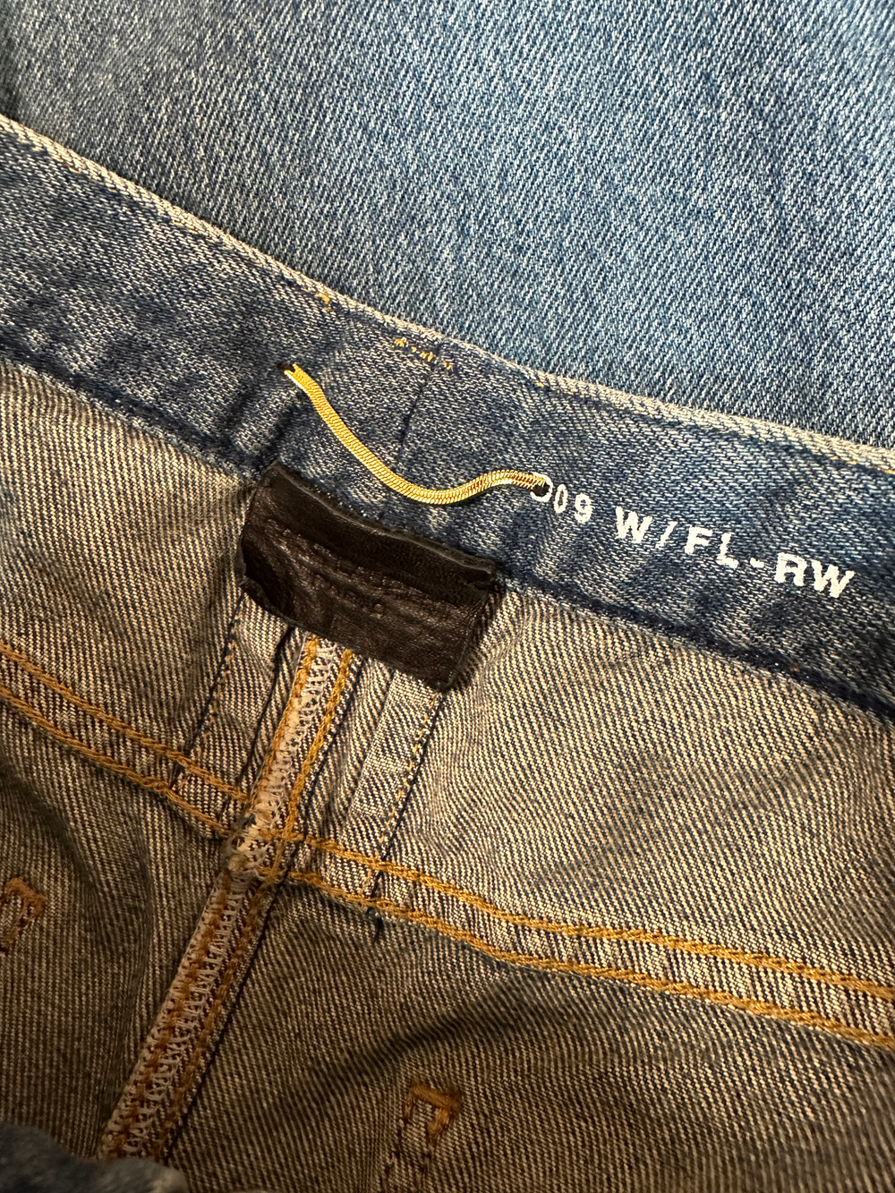 Джинсы Saint Laurent