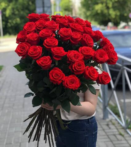 35 VIP ROSES red 80 SM
