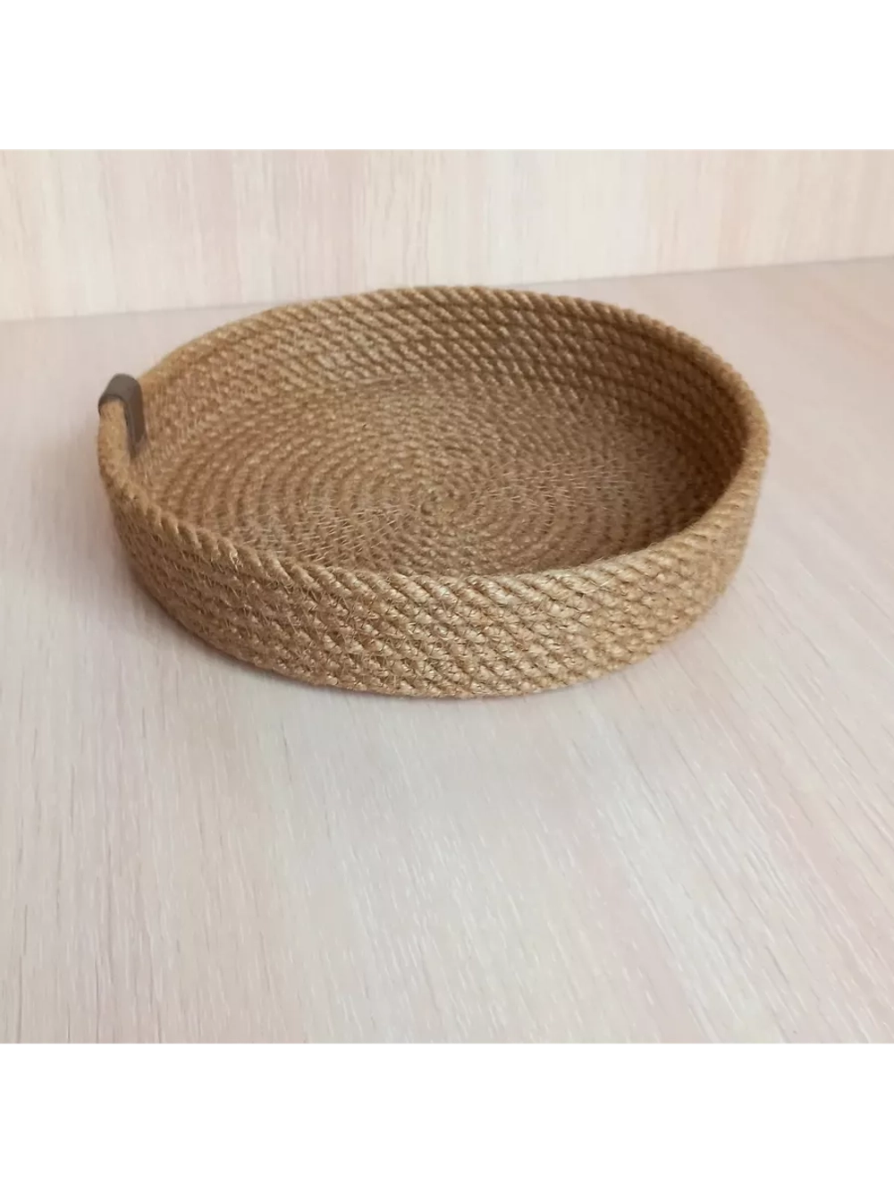 Плетеная корзина для хранения