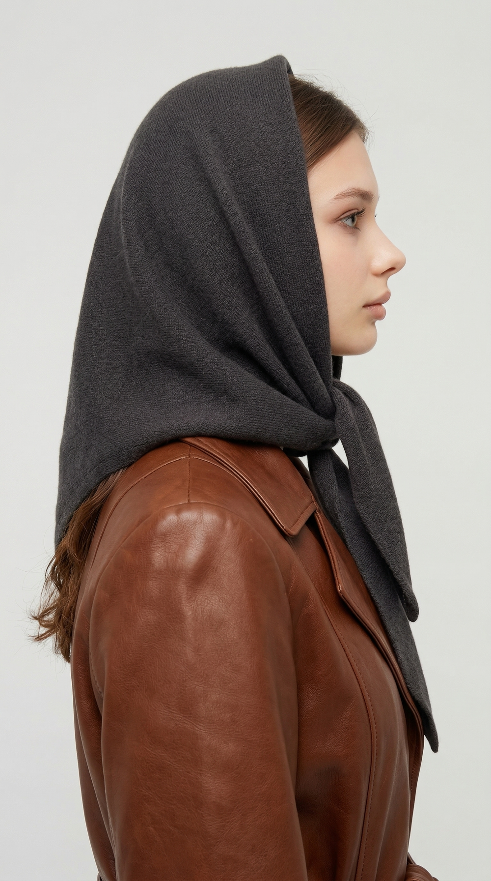 Оренбургский платок-косынка К820-24 графит