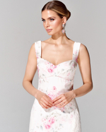 Платье-футляр с отделкой премиальным кружевом