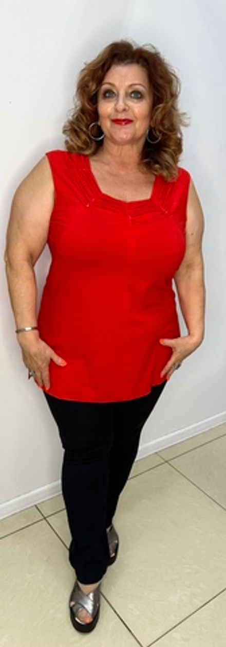 Красный топ-майка из вискозы с пайетками