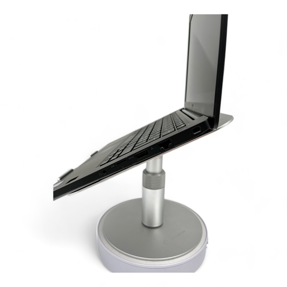 Latitude 7390