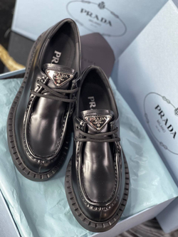 Лоферы Prada