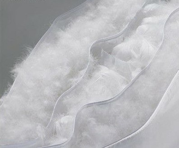 Подушка пухово-перьевая 50x75 Dorbena Sanitized трехкамерная