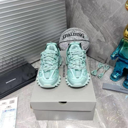 Ментоловые кроссовки Balenciaga Track Trainers Recycled Sole