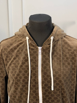 Прогулочный костюм Louis Vuitton