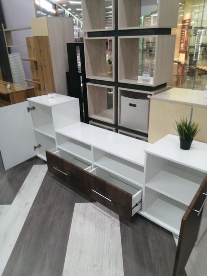 белый глянец / МДФ дуб антик реальное фото