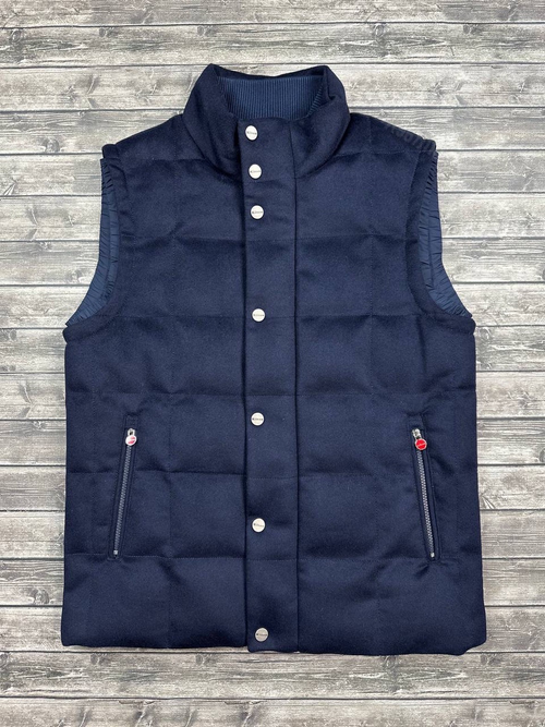 Пуховый жилет Kiton