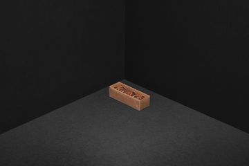 Упаковка с прозрачной крышкой для 3 шоколадных конфет