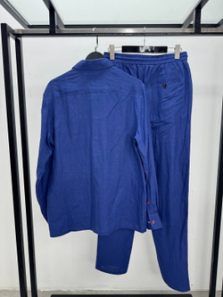 Льняной костюм Kiton