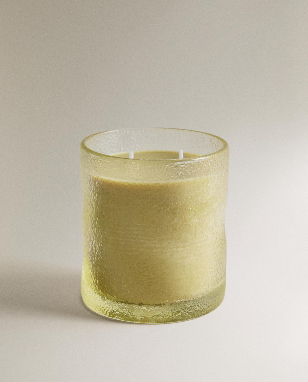 Zara Home Свеча ароматическая Vetiver Melon 310 г, растительный воск, аромат древесный, Коричневый