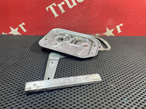 Стеклоподъемник правый