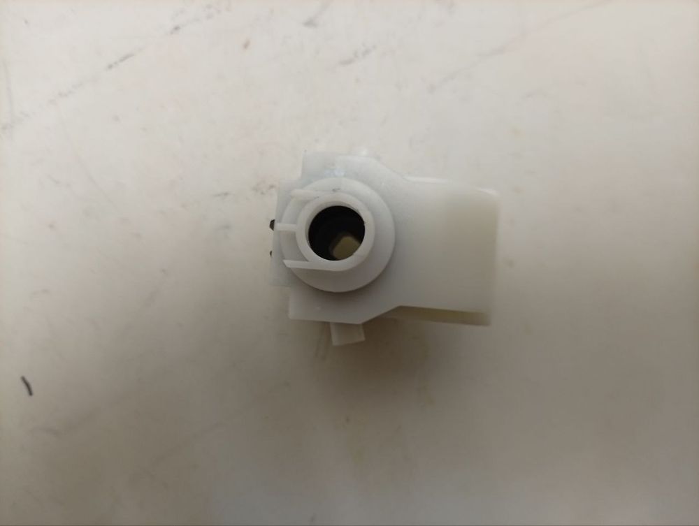 WFXI2840EU кт22 Комплект для регулировки ножки стиральной машины Bosch 00272395 б/у