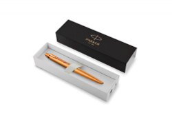 Подарочный набор: Jotter XL SE20 Monochrome в подарочной упаковке, цвет: Gold, стержень Mblue и Ежедневник недатированный, черный.