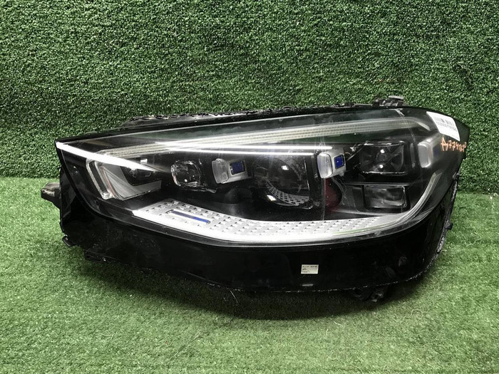 Фара левая Mercedes S W223 (20-нв) Digital Light