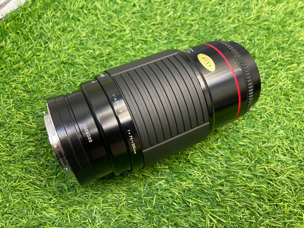 Sigma AF-APO 75–300mm 4.5–5.6 Zoom Minolta A