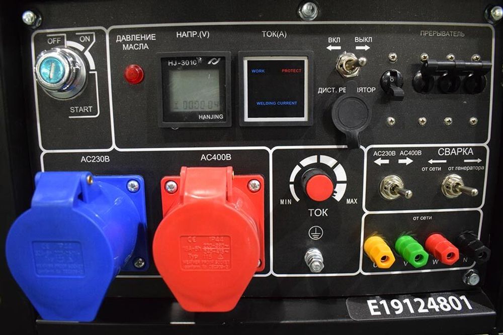 Трехфазный сварочный бензогенератор TSS GGW 5.0/200ED-R3 - [5 кВт / MMA: 20-190А]