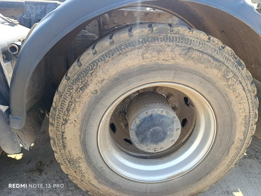 Shacman (Shaanxi) SX* 6x4 Седельный тягач SX42584V324 (Дизельный, 11,6 л, 423 л.с., МТ)