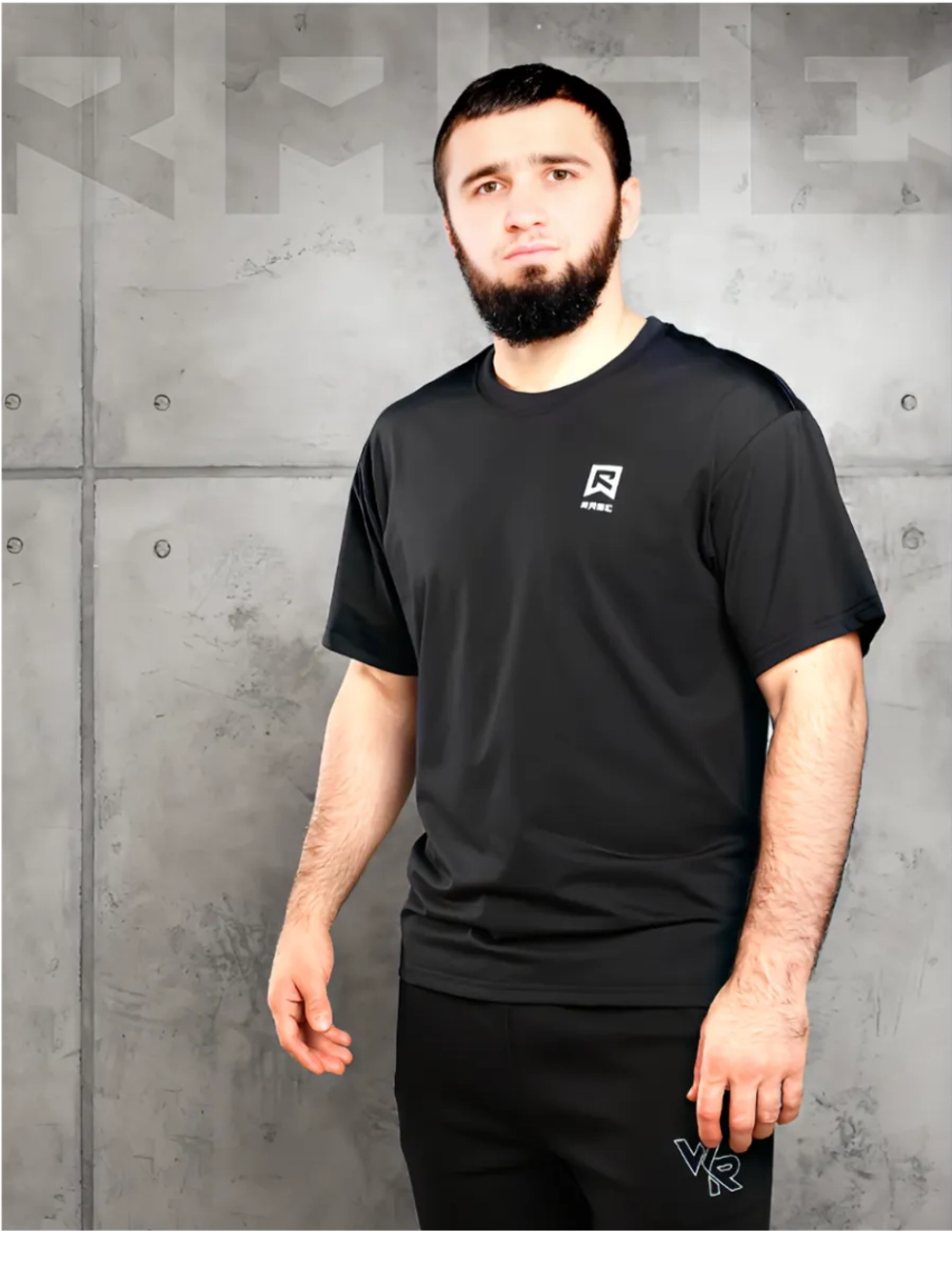 Дышащая футболка для лета прямого кроя