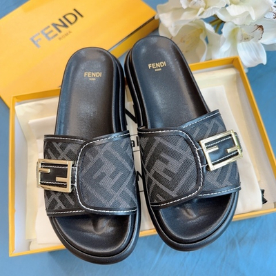 Fendi Slides