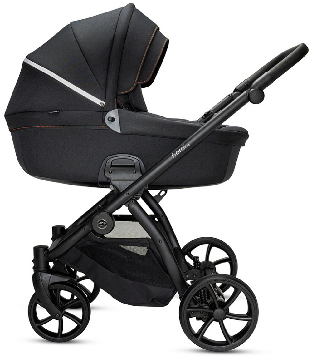 Детская коляска Noordi Fjordi V2 3 в 1 с автокреслом Terra Black 1462815 Voyager Black